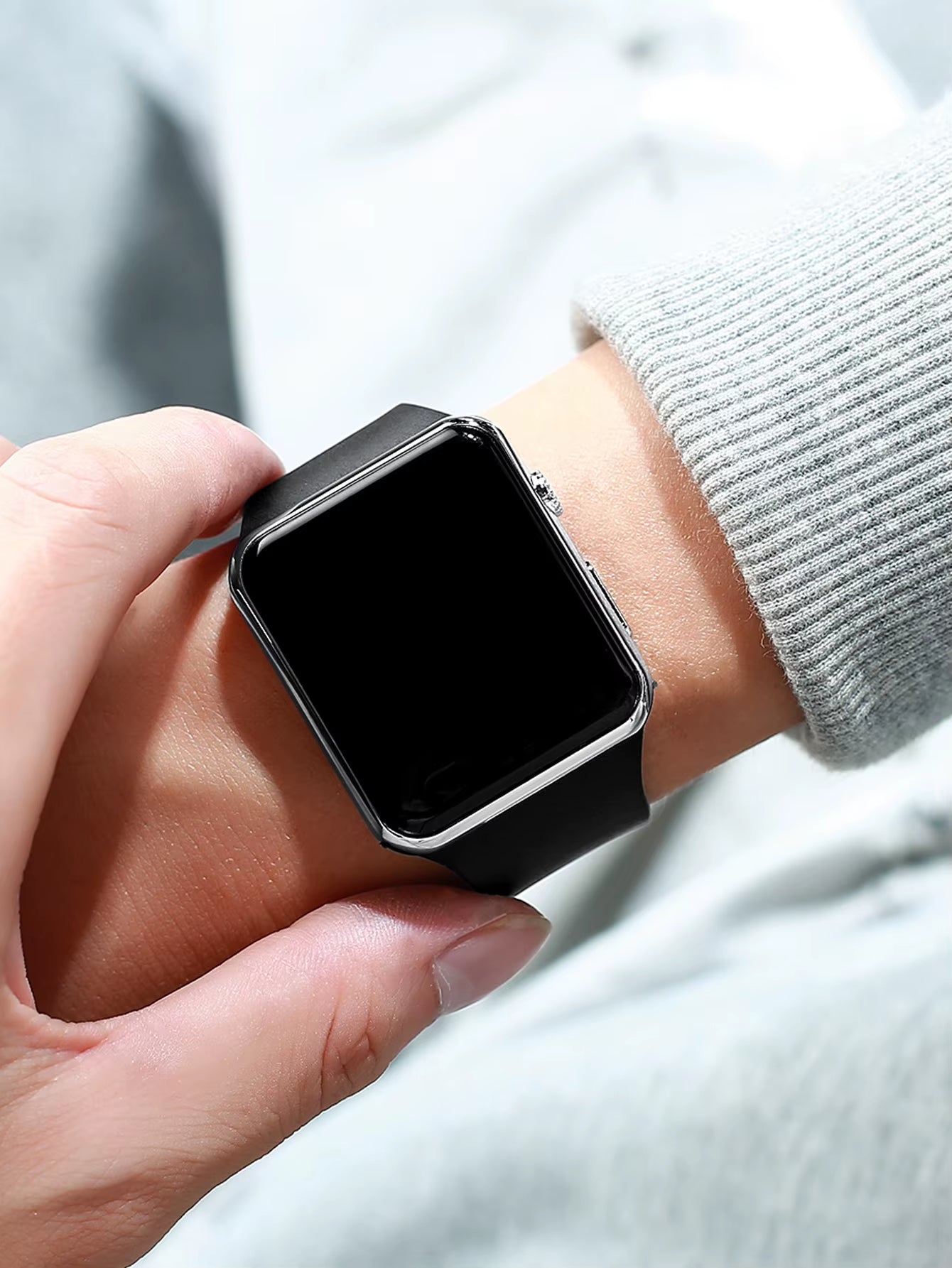 Fashion Simple Silicone Rectangular Men'S Electronic Watch with Acrylic Leopard Head Bracelet Gift Set